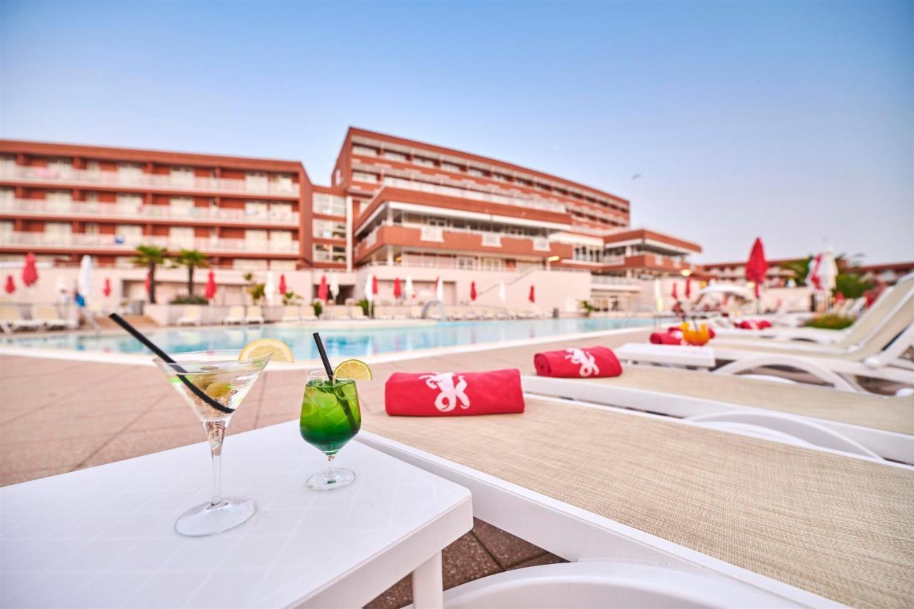 Albatros Plava Laguna 4*