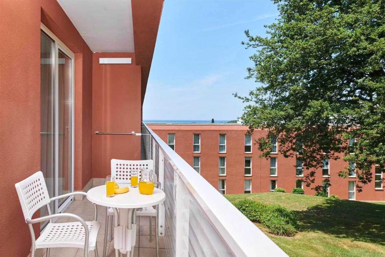 Albatros Plava Laguna Hotel 4*