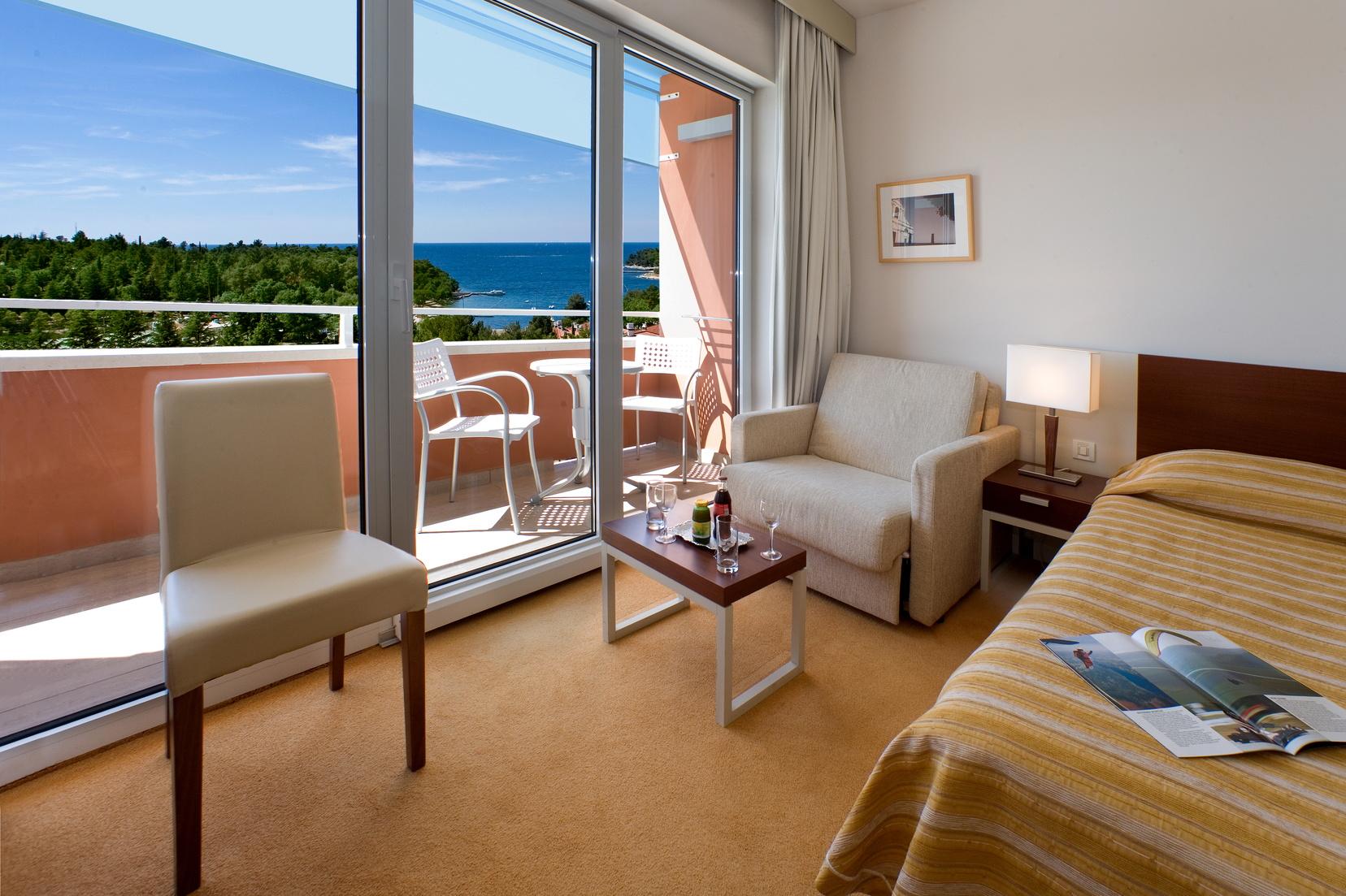 Hotel Albatros Plava Laguna 4*