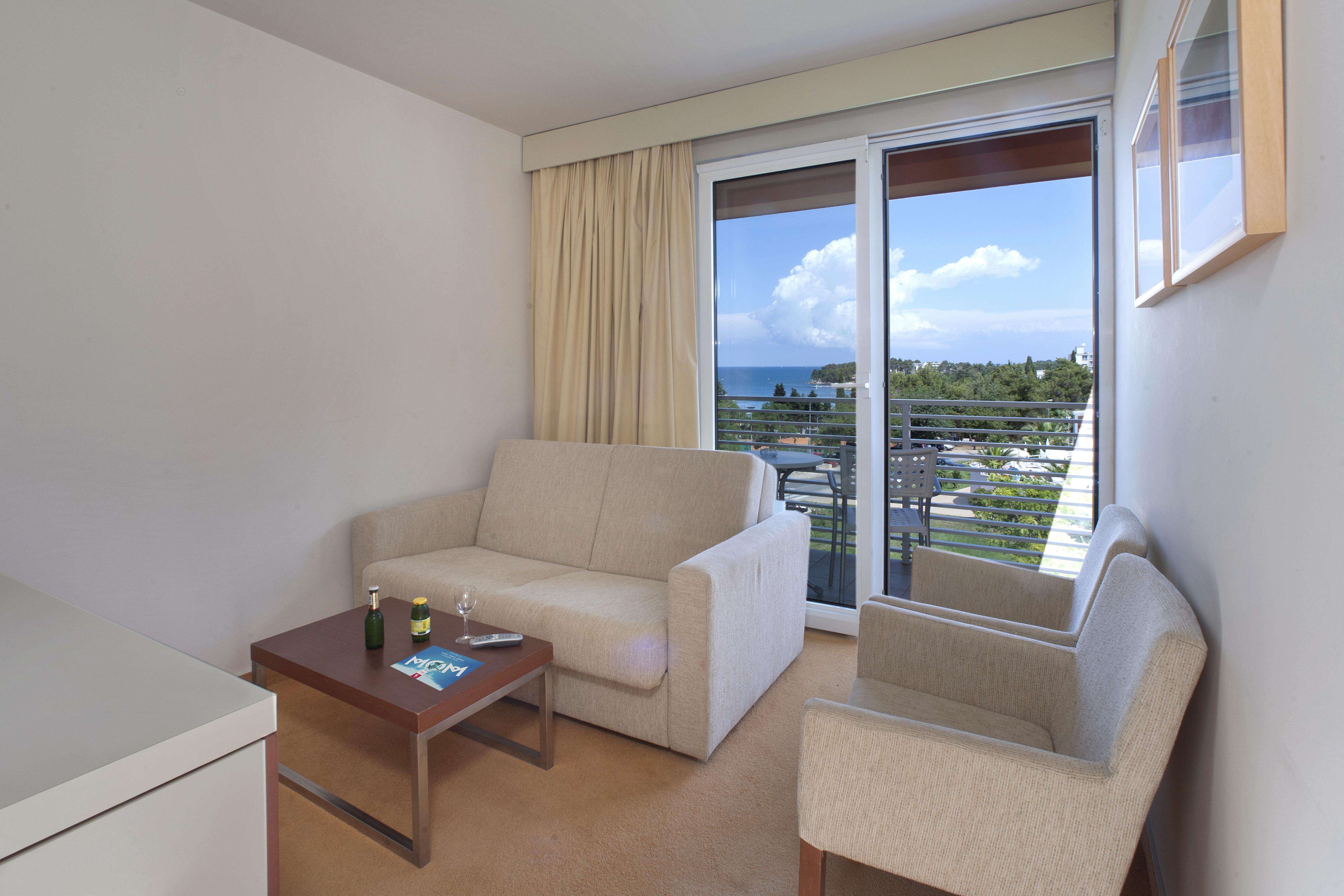 Hotel Albatros Plava Laguna 4*